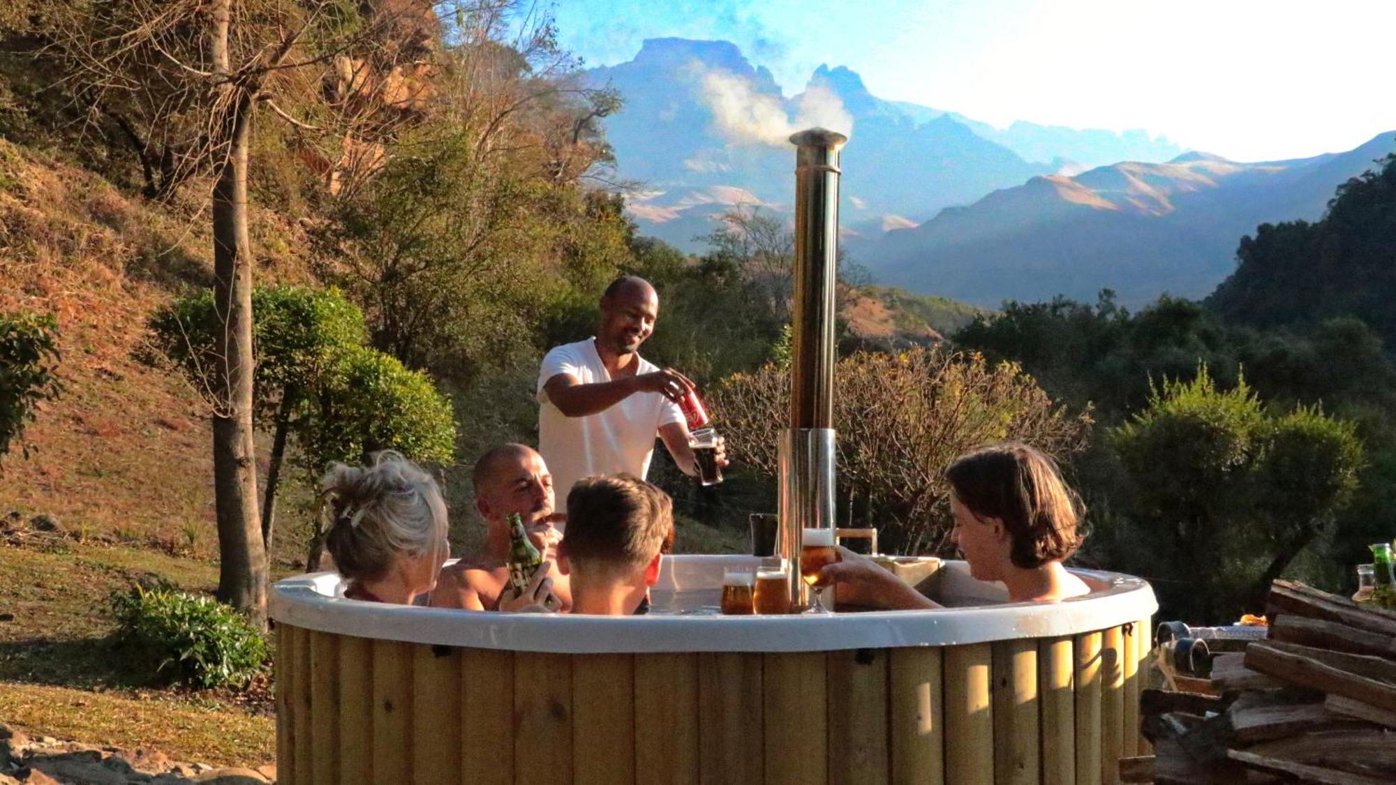 Champagne Valley Kukummi Lodge - Formerly Mackaya Bella Country Lodge מראה חיצוני תמונה